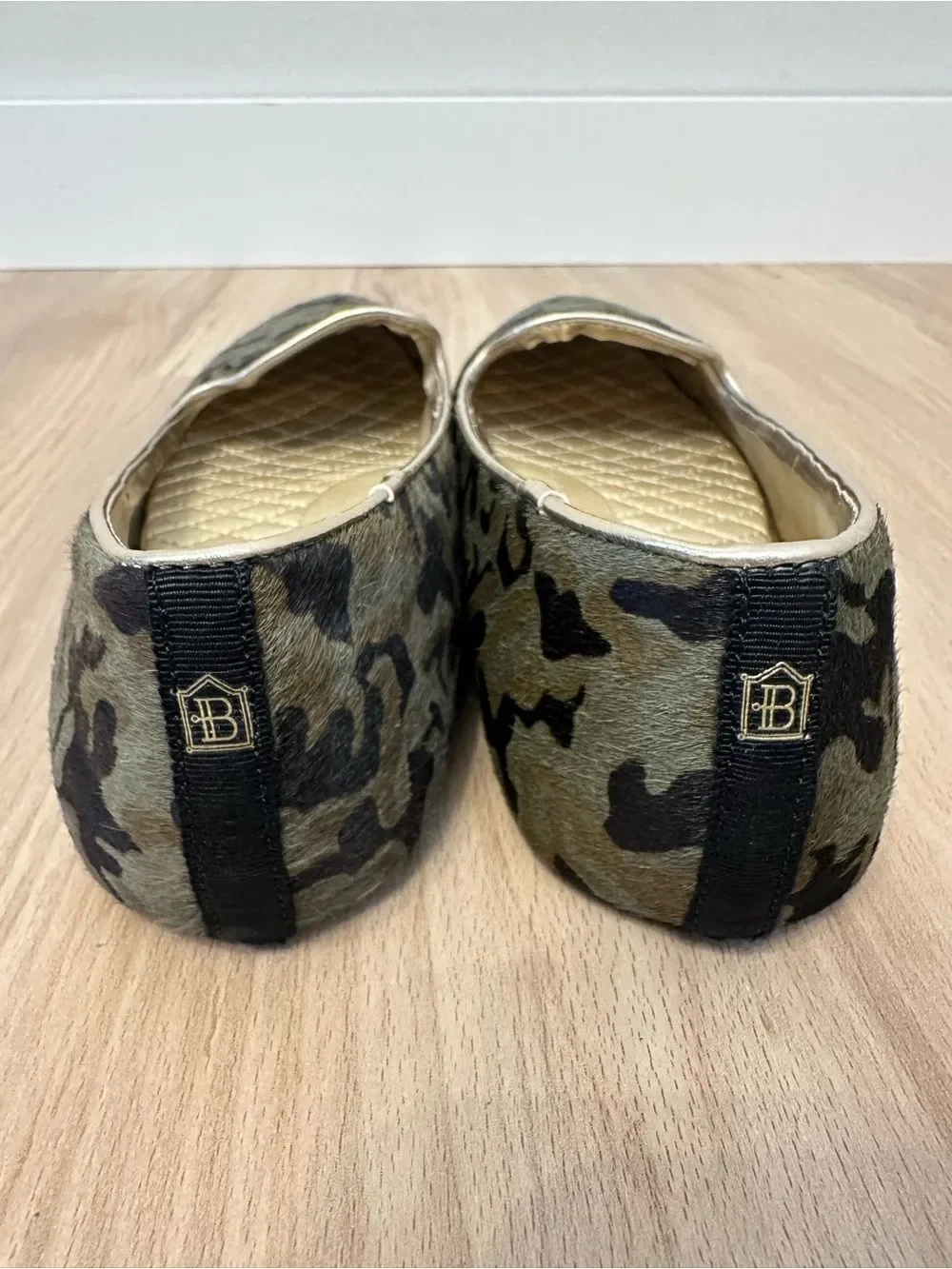 Birdies The Blackbird Olive Green Camo Pointed-Toe Flats Loafers